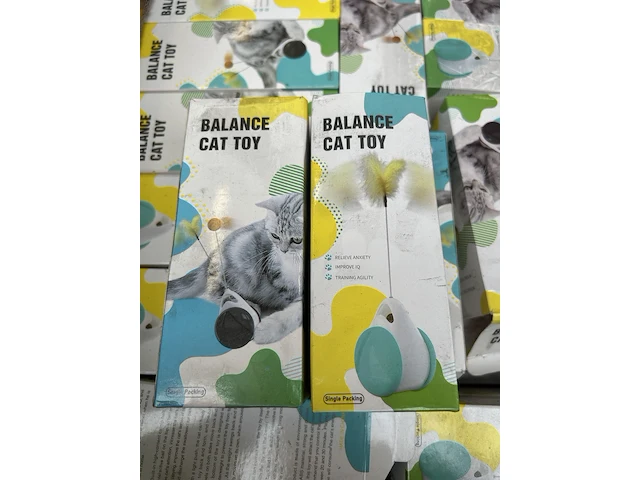 Ca. 100x balans kattenspeeltje - afbeelding 2 van  4