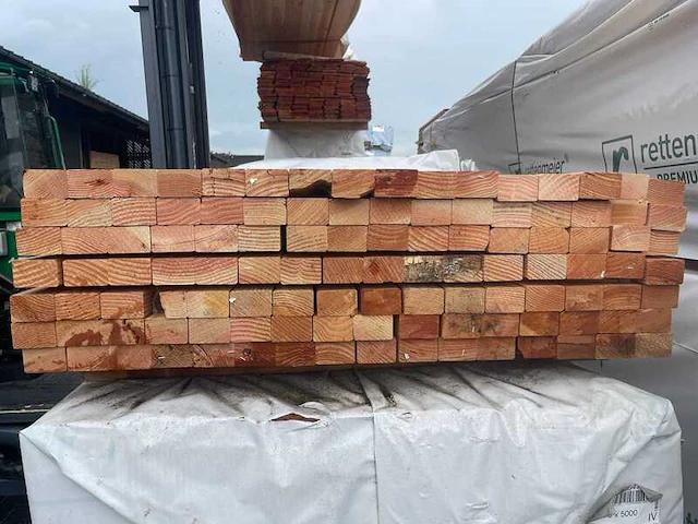 Ca. 100x douglas regels geschaafd, 45x70mm, lengte 500cm - afbeelding 3 van  3