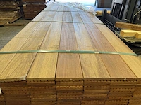 Ca. 100x guyana teak vlonderplanken, 21x145mm, lengte 395cm - afbeelding 1 van  3