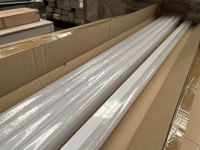 Ca. 100x led batten bt5 1500 mm 24w 4000k ellipz lighting - afbeelding 6 van  16