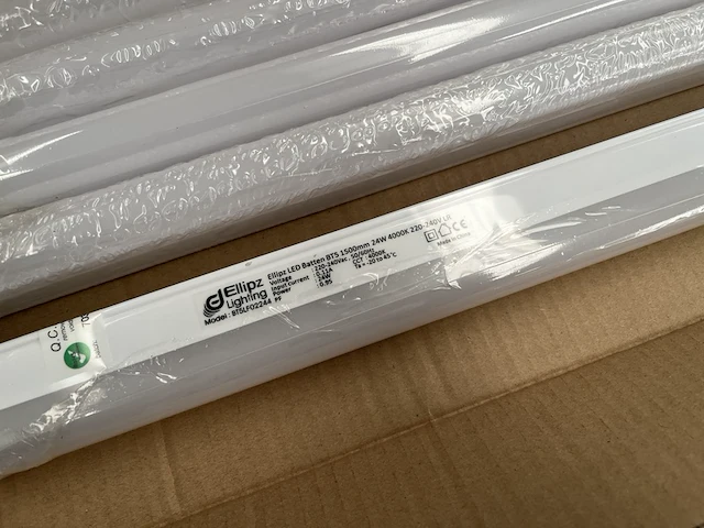 Ca. 100x led batten bt5 1500 mm 24w 4000k ellipz lighting - afbeelding 10 van  16