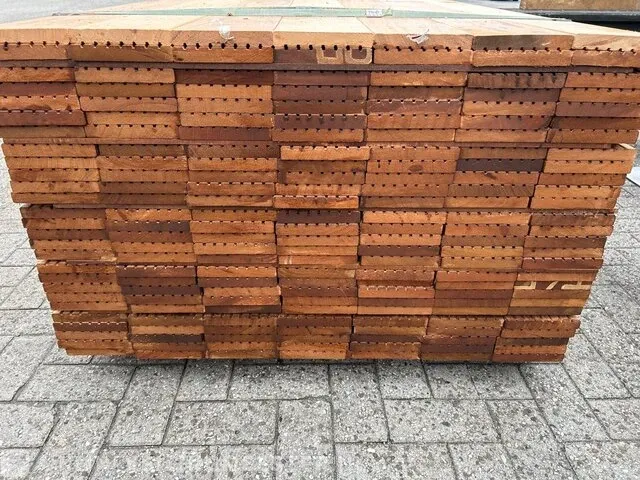 Ca. 100x makka kabbes vlonderplanken, 21x143mm, lengte 400cm - afbeelding 3 van  3