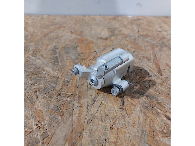 Ca. 100x remklauw - afbeelding 1 van  4