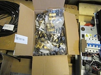 Ca. 100x schroefbuis, bonfix / kiwa - afbeelding 1 van  5