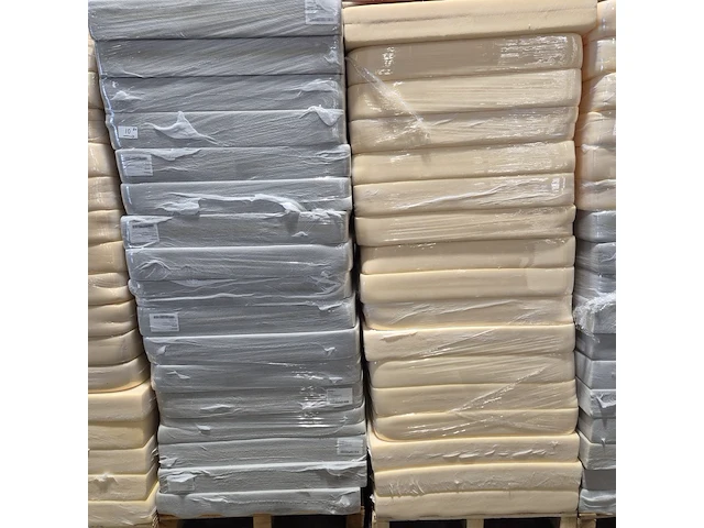 Ca. 102x matras (zonder hoes) - afbeelding 2 van  10