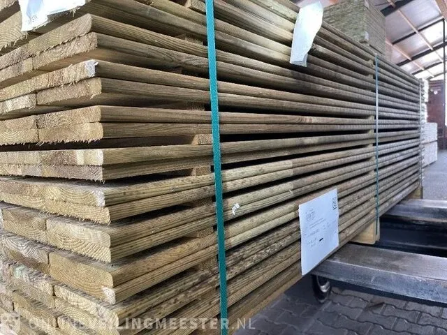 Ca. 104x grenen schuttingplanken groen geïmpregneerd , 16x140mm, lengte 180cm - afbeelding 2 van  3