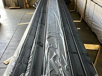 Ca. 105x grenen channelsiding/ halfhoutsrabat zwart geïmpregneerd, 18x140mm, lengte 480cm - afbeelding 1 van  3