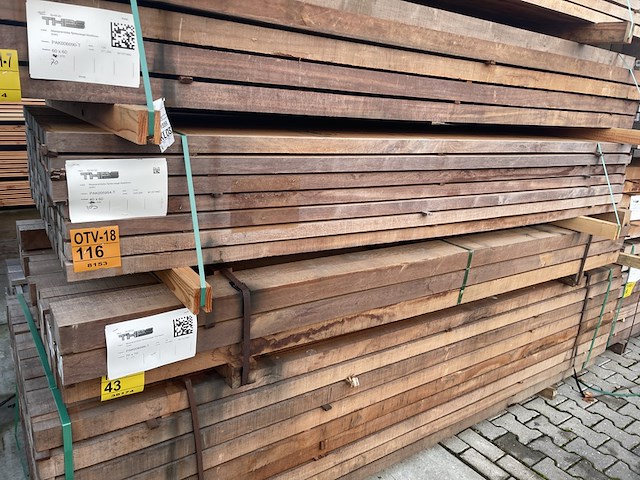 Ca. 105x massaranduba regels fijnbezaagd, 40x60mm, lengte 250cm - afbeelding 4 van  4