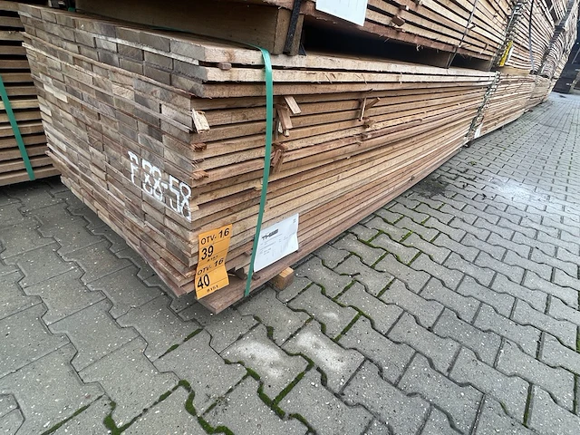 Ca. 107x guyana teak beschoeiingsplanken, 20x100mm, lengte 300cm - afbeelding 4 van  4