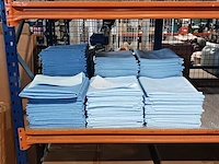Ca. 109x 4-laags onderleggers, anti-doorlek - afbeelding 1 van  4