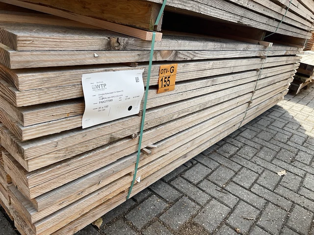 Ca. 109x douglas planken fijnbezaagd, 31x150mm, lengte 300cm - afbeelding 2 van  3