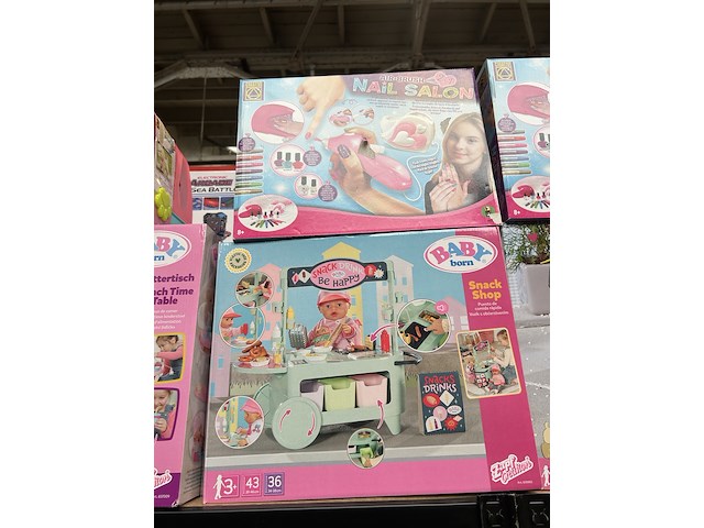Ca. 10x a-merk speelgoed w.o. baby born, air-brush nail salon, barbie, vtech - afbeelding 9 van  11