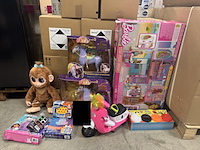 Ca. 10x a-merk speelgoed w.o. furreal, barbie, dreamworks gabby's dollhouse - afbeelding 1 van  7