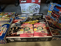 Ca. 10x a-merk speelgoed w.o. nickelodeon paw patrol, silverlit, k'nex, play - afbeelding 2 van  9