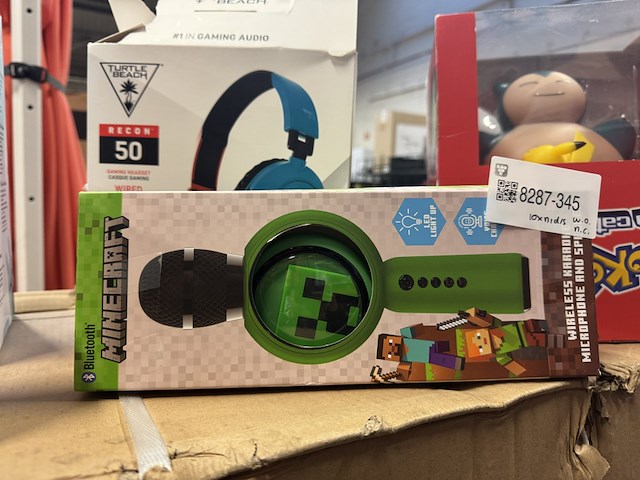 Ca. 10x a-merk speelgoed w.o. turtle beach, nintendo switch super mario, minecraft - afbeelding 6 van  8