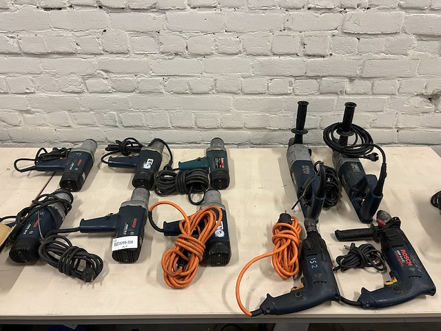 Ca. 10x divers bouwgereedschap, bosch - afbeelding 1 van  11