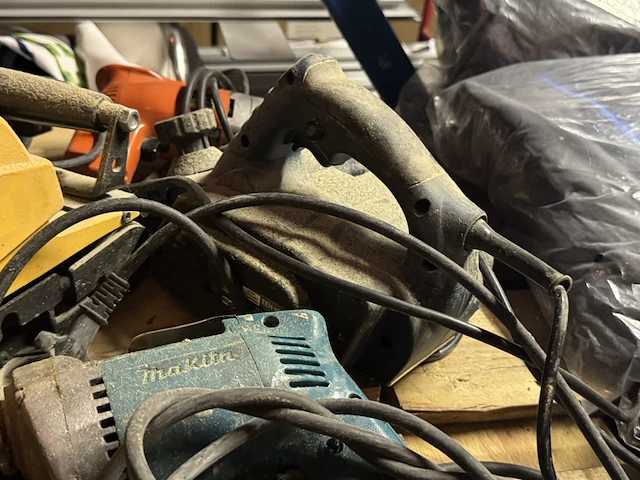 Ca. 10x divers bouwgereedschap w.o. dewalt, makita, metabo, würth - afbeelding 7 van  15