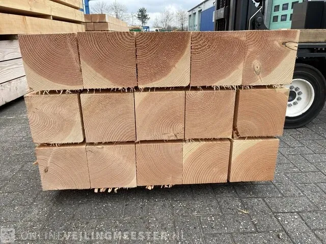 Ca. 10x douglas balken fijnbezaagd , 200x200mm, lengte 400cm - afbeelding 3 van  3