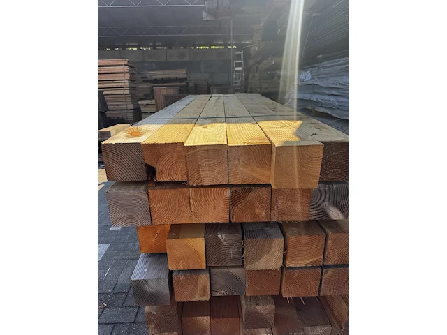 Ca. 10x douglas palen geschaafd, 14x14x240cm - afbeelding 1 van  3