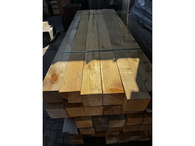 Ca. 10x douglas palen geschaafd, 14x14x240cm - afbeelding 2 van  3
