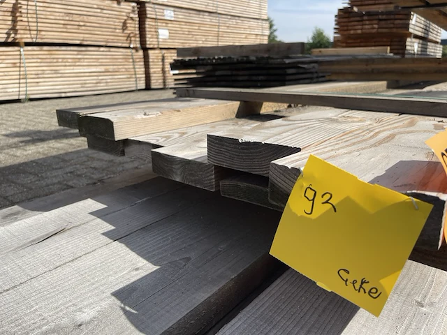 Ca. 10x douglas planken geschaafd, 40x140mm, lengte 500cm - afbeelding 3 van  3