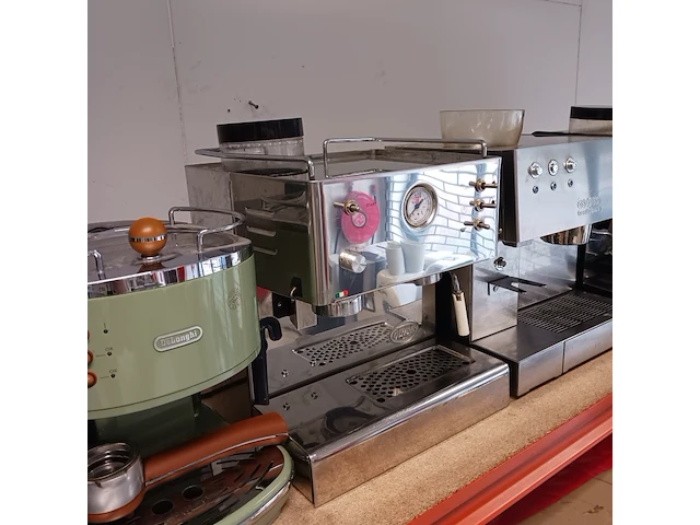 Ca. 10x espressomachine, o.a. jura, quickmil en delonghi - afbeelding 10 van  22