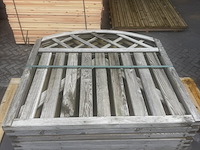 Ca. 10x hekjes / deurtjes halfrond met trellis 10x | zijn nieuw, buitenkanten verkleurd - afbeelding 1 van  2