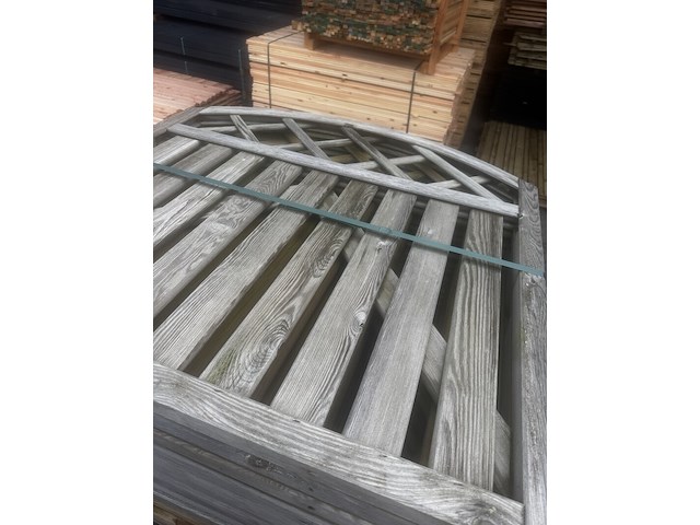 Ca. 10x hekjes / deurtjes halfrond met trellis 10x | zijn nieuw, buitenkanten verkleurd - afbeelding 2 van  2