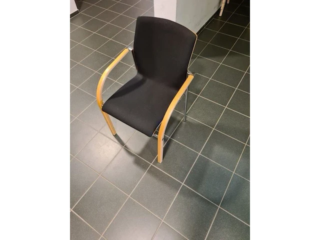 Ca. 10x kantinestoel en 1x bezoekers stoel - afbeelding 4 van  5