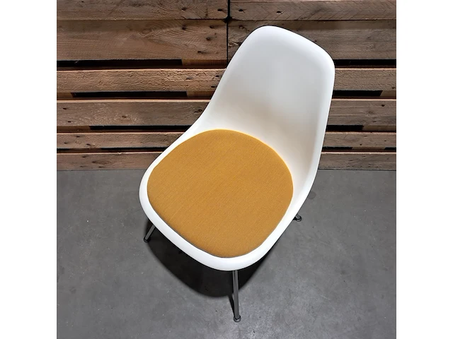 Ca. 10x klapstoel, vitra., eames, geel, groen & blauw - afbeelding 5 van  10