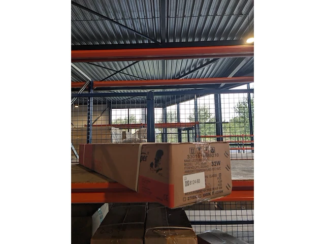 Ca. 10x led batten 32w, liper, wit, 2024 - afbeelding 2 van  2