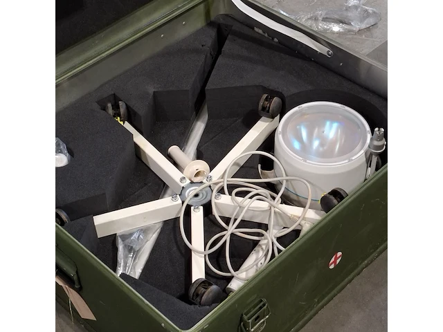 Ca. 10x onderzoekslamp in transportkist - afbeelding 3 van  7