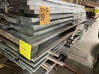 Ca. 110x partij eikenhout, 19x70mm, lengte 200cm - afbeelding 2 van  3
