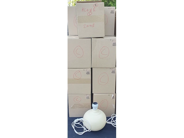 Ca. 111x diverse lampen - afbeelding 18 van  22