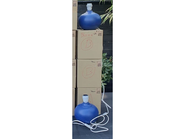 Ca. 111x diverse lampen - afbeelding 21 van  22