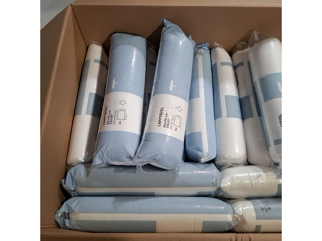 Ca. 113x dekbed en 31x kussen - afbeelding 4 van  12