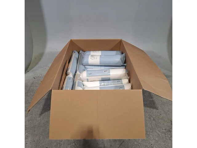 Ca. 113x dekbed en 31x kussen - afbeelding 10 van  12