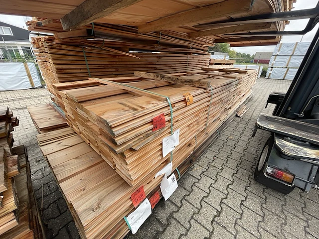 Ca. 113x douglas wisselsponning/halfhoutsrabat, 18x190mm, lengte 500cm - afbeelding 2 van  3