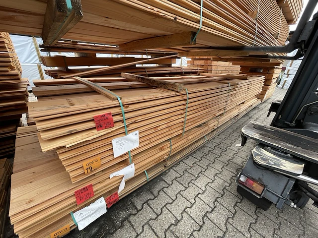 Ca. 114x douglas wisselsponning/ halfhoutsrabat, 18x190mm, lengte 500cm - afbeelding 4 van  4