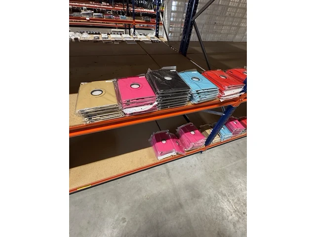 Ca. 114x tablethoes voor ipad, diverse kleuren - afbeelding 3 van  11
