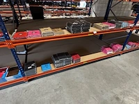 Ca. 114x tablethoes voor ipad, diverse kleuren - afbeelding 1 van  11