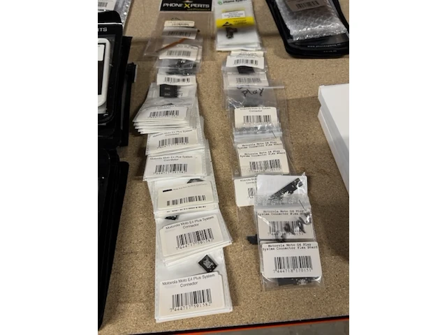 Ca. 115x display/digitizer en diverse onderdelen motorola - afbeelding 30 van  37