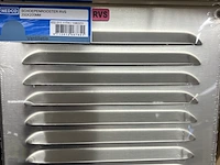 Ca. 115x diverse ventilatieroosters aluminium rvs - afbeelding 2 van  7