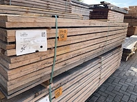 Ca. 119x douglas planken fijnbezaagd, 31x150mm, lengte 300cm - afbeelding 2 van  6
