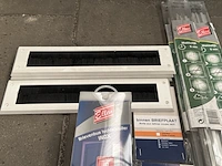 Ca. 11x brievenbusborstels en dorpelprofielen voordeur - afbeelding 4 van  4