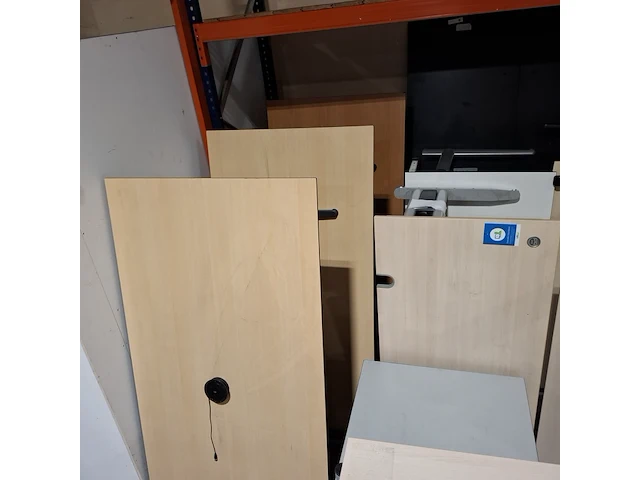 Ca. 11x bureau, o.a. ahrend - afbeelding 5 van  14
