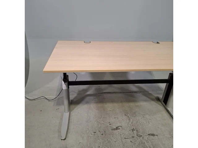 Ca. 11x bureau, o.a. ahrend - afbeelding 11 van  14