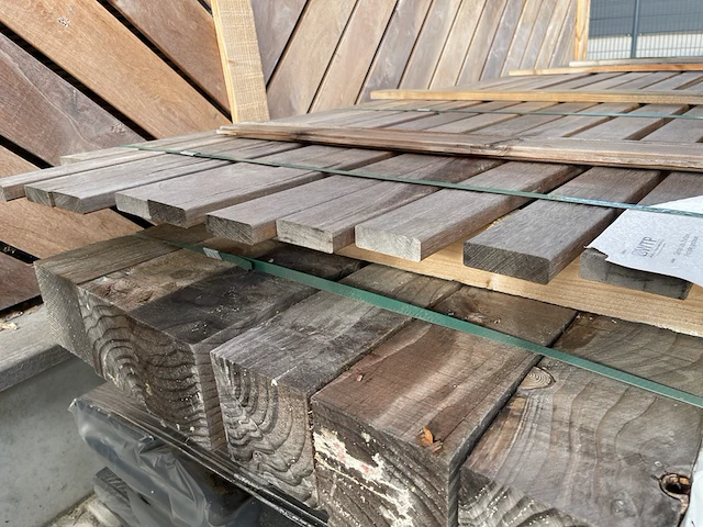 Ca. 11x guyana ipé planken, 21x70mm, lengte 275cm - afbeelding 3 van  3