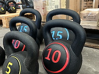 Ca. 11x kettlebell (4x 15kg, 4x 10kg, 3x 5kg) - afbeelding 4 van  5