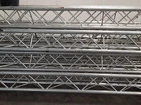 Ca. 11x paal t.b.v. truss systeem - afbeelding 4 van  7